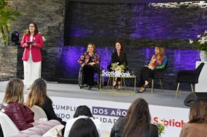 Programa Iniciativa Mujeres Scotiabank ha apoyado más de 3 mil mujeres en Chile desde 2022