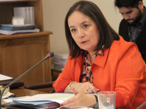 Renuncia Carmen Gloria Aravena: Motivos y Consecuencias