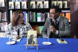 Gabriela Mistral: Una Biografía Reveladora de Claudia Reyes