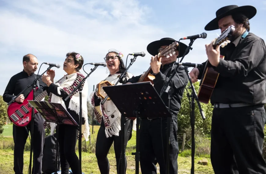 Fiestas Patrias San Antonio 2025: Celebración Familiar y Tradicional