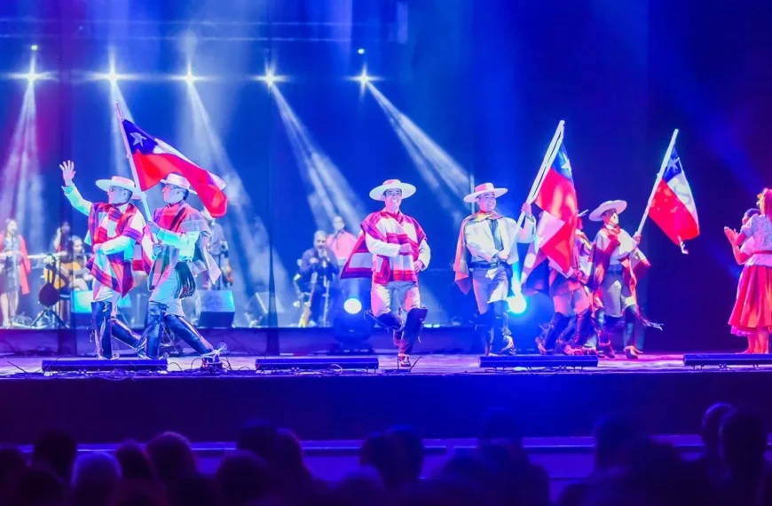 Celebraciones del Mes de la Patria en Mall Marina