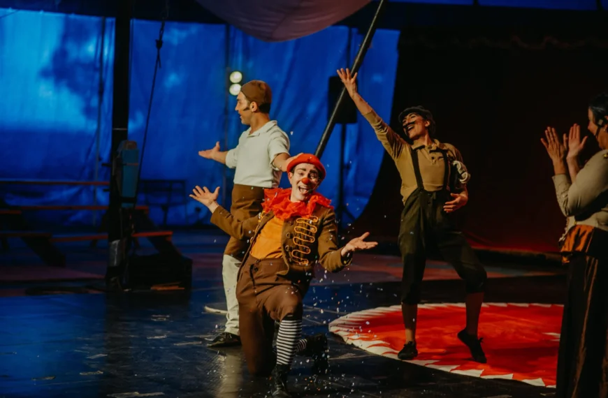 Mes del Circo: Celebración en la Carpa Azul de Valparaíso