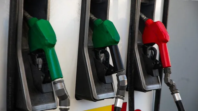 Precios de bencinas: Aumentos significativos en septiembre