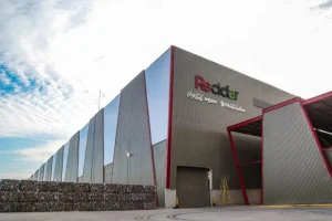 Reciclaje de botellas en Chile: Innovación y Sostenibilidad