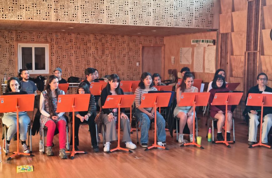 Música y Arte en Mosaico en la Costa: Cultura que Enlaza Corral y Los Molinos