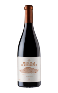 Escaleras de Empedrado: El Mejor Pinot Noir de Chile Revela su Secreto